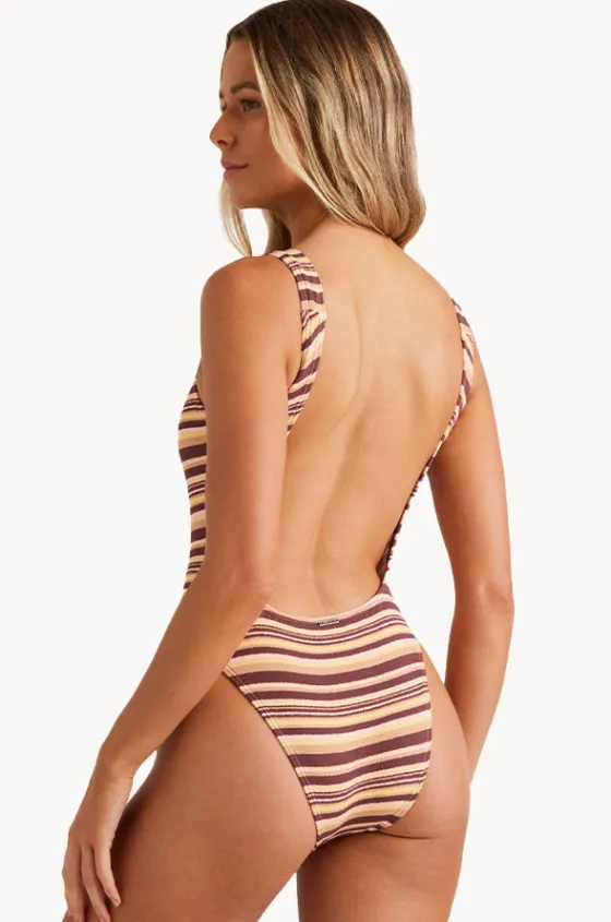 One Pieces^Billabong Beach Waves Square Tank Chocolate