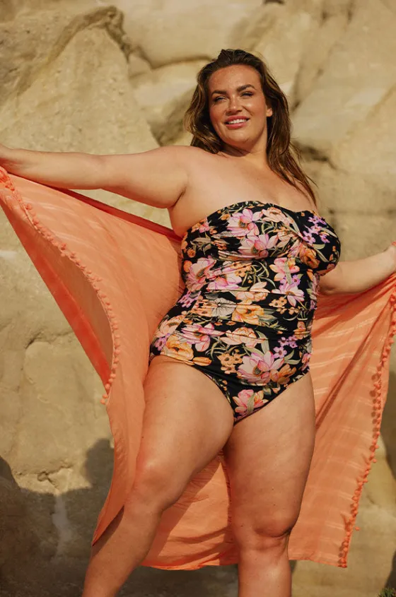 Sarongs^Capriosca Cotton Long Sarong Coral