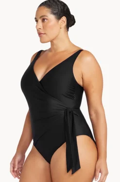 One Pieces^Artesands Hayes D/DD Cup One Piece Black