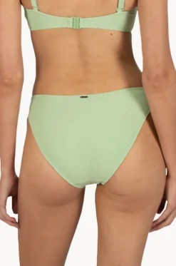 Bottoms^Baku Malibu Regular Pant Apple