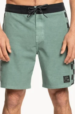 Boardshorts^Quiksilver Mens Original Arch Hempstretch 18" Boardshort Green