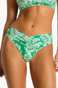 Bottoms^Sea Level Palmera V Front Mid Pant Green