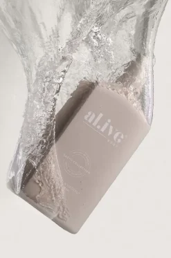 Travel|Home & Body^Al.ive Body Sea Cotton & Coconut Body Wash 750ml