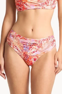 Bottoms^Sunseeker Sundance Ruched Mid Rise Pant Peach