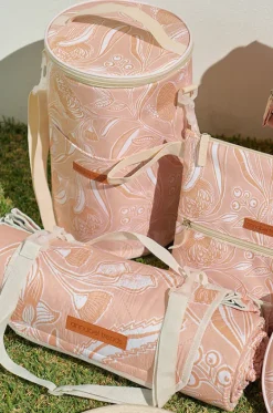 Cooler Bags|Picnic Vibes^Annabel Trends Trailing Natives Picnic Barrel Cooler Bag Giraffe